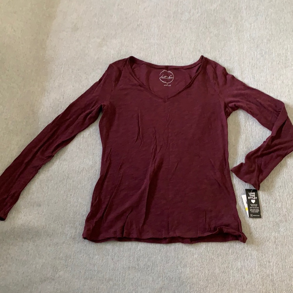 NWT INC women’s long sleeve top